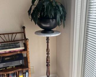 Plant stand