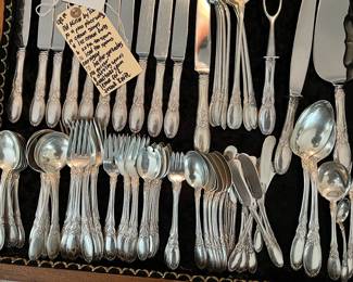 92 pieces "Old Mirror" by Towle 
10 four piece place settings plus extra pieces. 