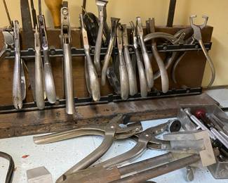 Intricate hand tools 