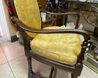 Vintage Mason Down Pillows Chair
