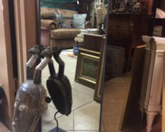 Smoked Mirror Pedestal (mask sold)