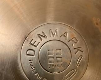 #143 Denmark Heavy Stock/Pasta Pot w/Clear Lid $25.00