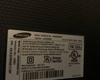 #15 Samsung 40" TV UN40D5005BF w/remote $125.00
