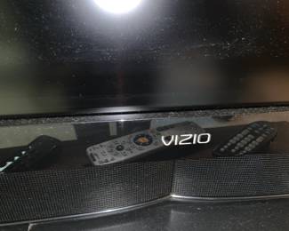 #76 Vizio TV w/remote Model VW32L HDTV20A $40.00
