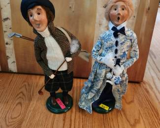 #317 Set of 2 - Byers Choice (Retired 2001 Golfer and Lady with teapot) $40.00
