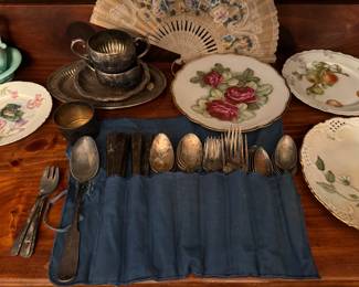 Silver flatware set