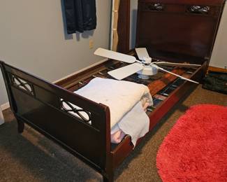 $30 ea (2) Duncan Phyfe Twin beds (2)
