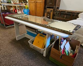 $25 White Childs table/ coffee table/ misc table