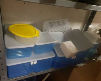 Tupperware 