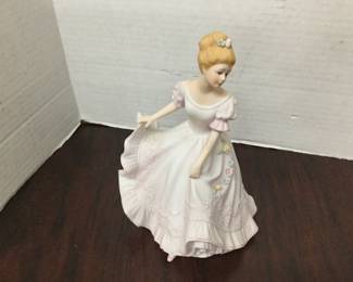 Home Interiors Masterpiece Porcelain Lady Caroline