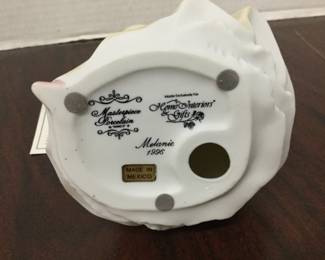 Home Interiors Masterpiece Porcelain  Melanie 1996