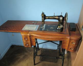 FOS sewing machine with treadle