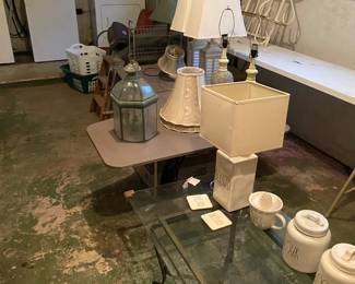 lamps! tables!