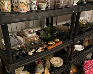 $1 shelf, dig dig dig!