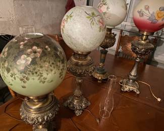 Rare Globe Lamps Gone with the Wind style! Priced to move!
