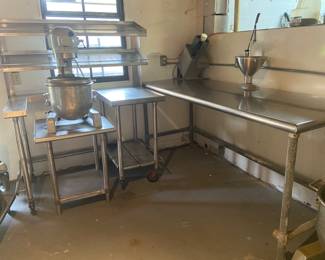 Restaurant Stainless Steel  Prep Tables 
Restaurant Stainless Steel Shelves 
Restaurant stainless Steel Rolling Carts
Commercial Bakery Donut/Pastry Filler for quick filling of Donuts