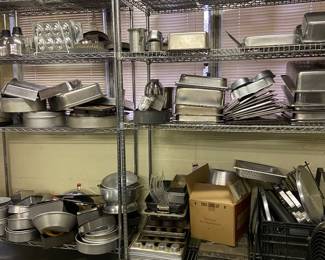 Tons of Restaurant Grade Stainless Mixing Bowls, Muffin Pans, Chafing Pans, Pitchers, Strainers, Ect…