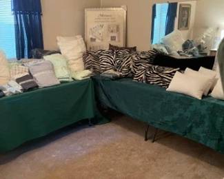 Bedding and decorative pillows