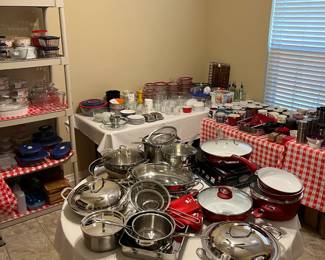 Our overflow kitchen takes up a whole bedroom so no hold tables.  But we have shopping baskets.
