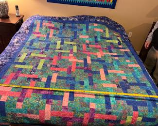 $275- CRAZY QUILT HAND AND MACHNE STITCHED FOR A KING OR QUEEN SIZE BED 