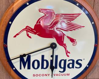 Mobilgas Soncony-Vacuum Clock