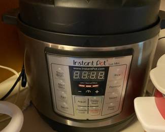 Instant Pot Lux Mini 3 Qt Slow Cooker/Pressure Cooker