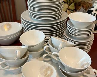 Rosenthal - Sunburst china set for 
12 + 