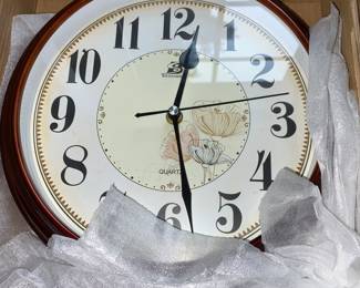 Nib wall clock