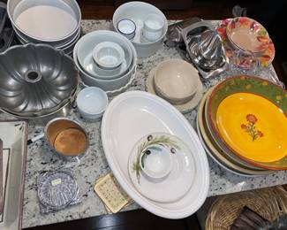 Various serving pieces