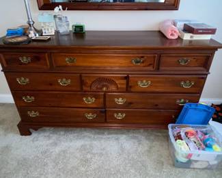 10 drawer dresser