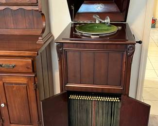 Columbia Grafonola Antique Phonograph