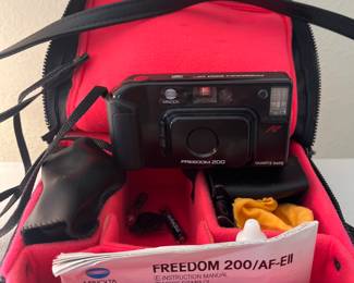 Minolta Freedom 200 Camera