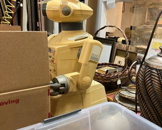 Vintage computer robot, more art