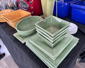 Pottery, barn, dishes