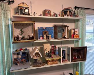 Many dioramas to select from!