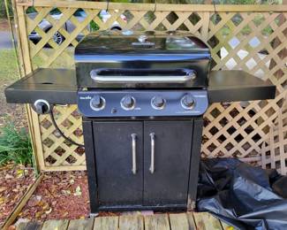 Gas grill