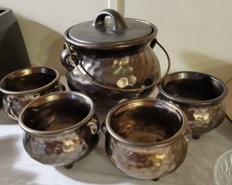 McCoy bean pot set