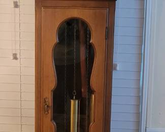 Colonial Clock Co., Zeeland, Mich.