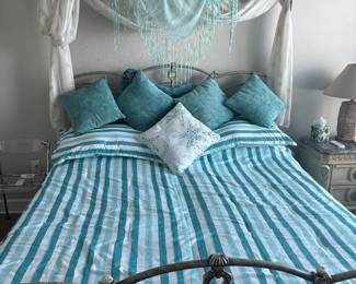 Sir lift massage bed with two remotes king-size $1500