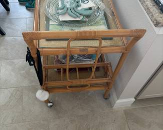 Tea cart 25 x 19 1/2 
26.5 tall $25