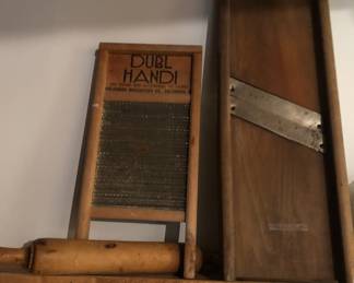 WASHBOARD AND CUTTER