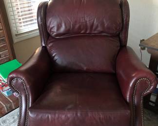 LEATHER RECLINER