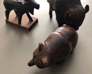 CARVED ANIMALS