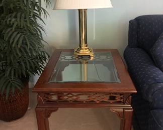 PAIR OF BRASS LAMPS PART OF THE 3 PIECE SET