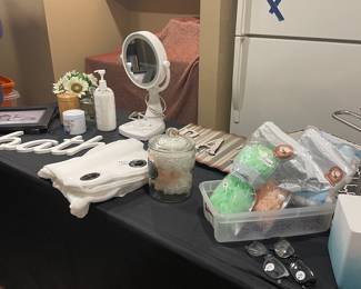 Staging company liquidation - all items used for display only - In new condition