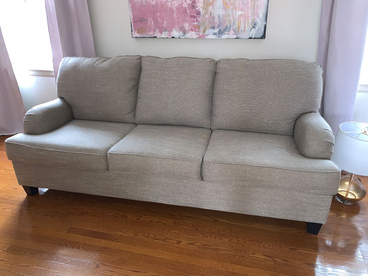 Kenwood Estate Sale in Chevy Chase, MD starts on 2/3/2024