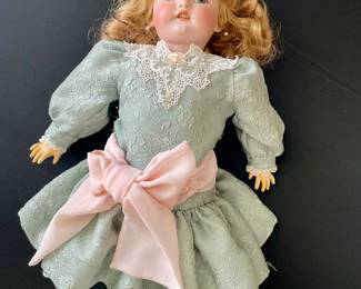 Simon & Halbig Doll - Germany 1890's