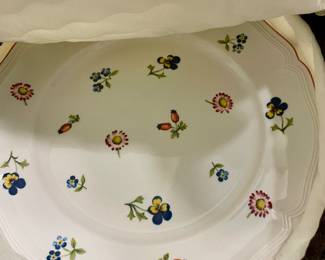 China Sets - Villeroy & Boch
