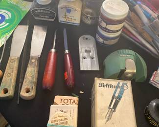 Pelikan Ink Bottle of Royal Blue - 4001, Putty Knives, Scrapers