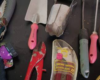 Gardening Tools - Pruning Shears, Trowels, Bulb Planter 